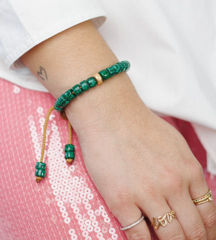 Amazona Verde Bracelet on Sand Cord